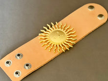 Load image into Gallery viewer, Aurelia Bracelet