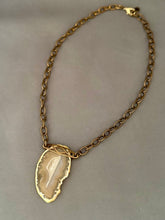 Load image into Gallery viewer, Enid Necklace