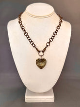 Load image into Gallery viewer, Liebchen Necklace - Iridescent Green