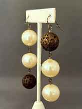 Load image into Gallery viewer, Dorothy Earrings