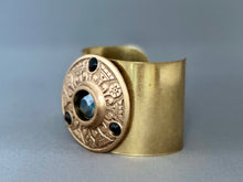 Load image into Gallery viewer, Victoria Cuff - Smoke and Black