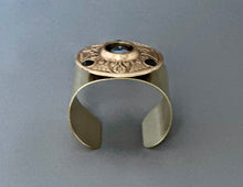 Load image into Gallery viewer, Victoria Cuff - Smoke and Black