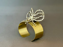 Load image into Gallery viewer, Marielle Cuff