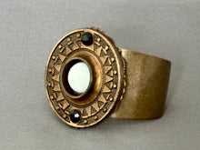 Load image into Gallery viewer, Victoria Cuff - White and Black