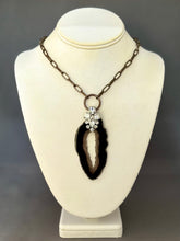 Load image into Gallery viewer, Gwendolyn Necklace