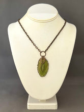 Load image into Gallery viewer, Olivia Necklace