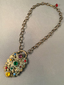 Marguerite Necklace