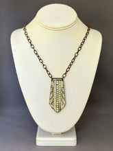 Load image into Gallery viewer, Manon Necklace
