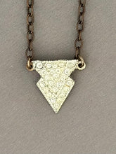 Load image into Gallery viewer, Vinnie Necklace
