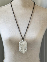 Load image into Gallery viewer, Isadora Necklace
