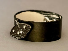 Load image into Gallery viewer, Lavinia Bracelet
