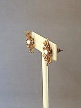 Load image into Gallery viewer, Trudy Earrings - White
