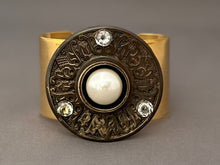 Load image into Gallery viewer, Victoria Cuff - Cream Pearl and Crystal
