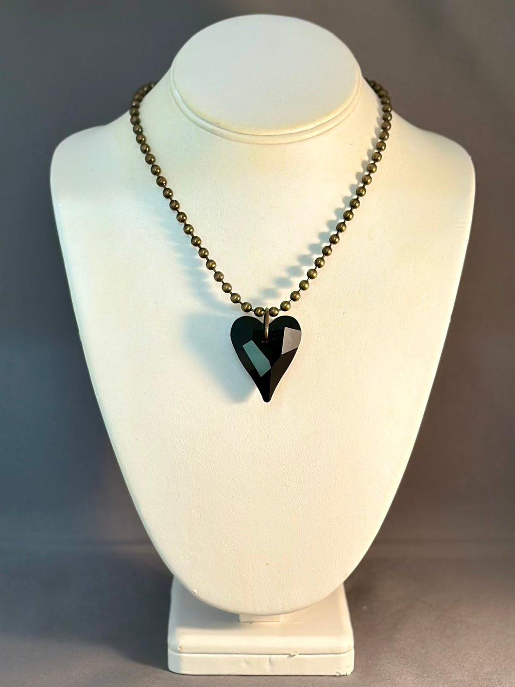 Christine XL Necklace - Jet Black Heart