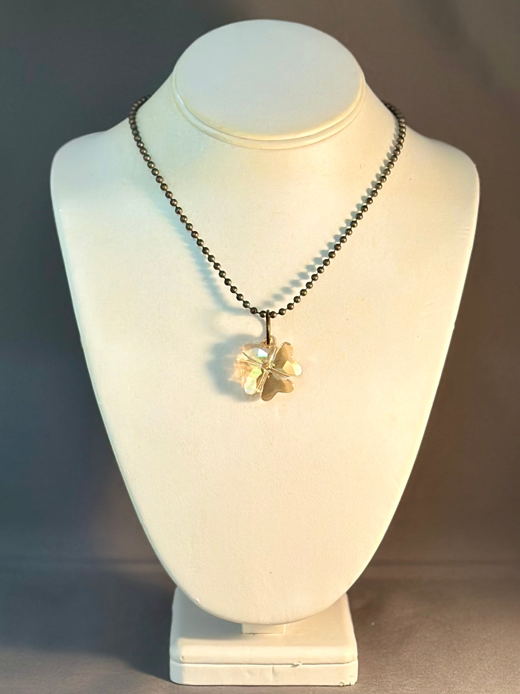 Christine Necklace - Golden Clover