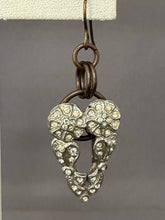 Load image into Gallery viewer, Genevieve Earrings
