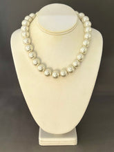Load image into Gallery viewer, Colleen Necklace - Cream with Star Clasp
