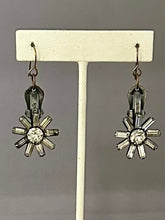 Load image into Gallery viewer, Gracie Earrings
