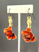 Load image into Gallery viewer, Rose Earring
