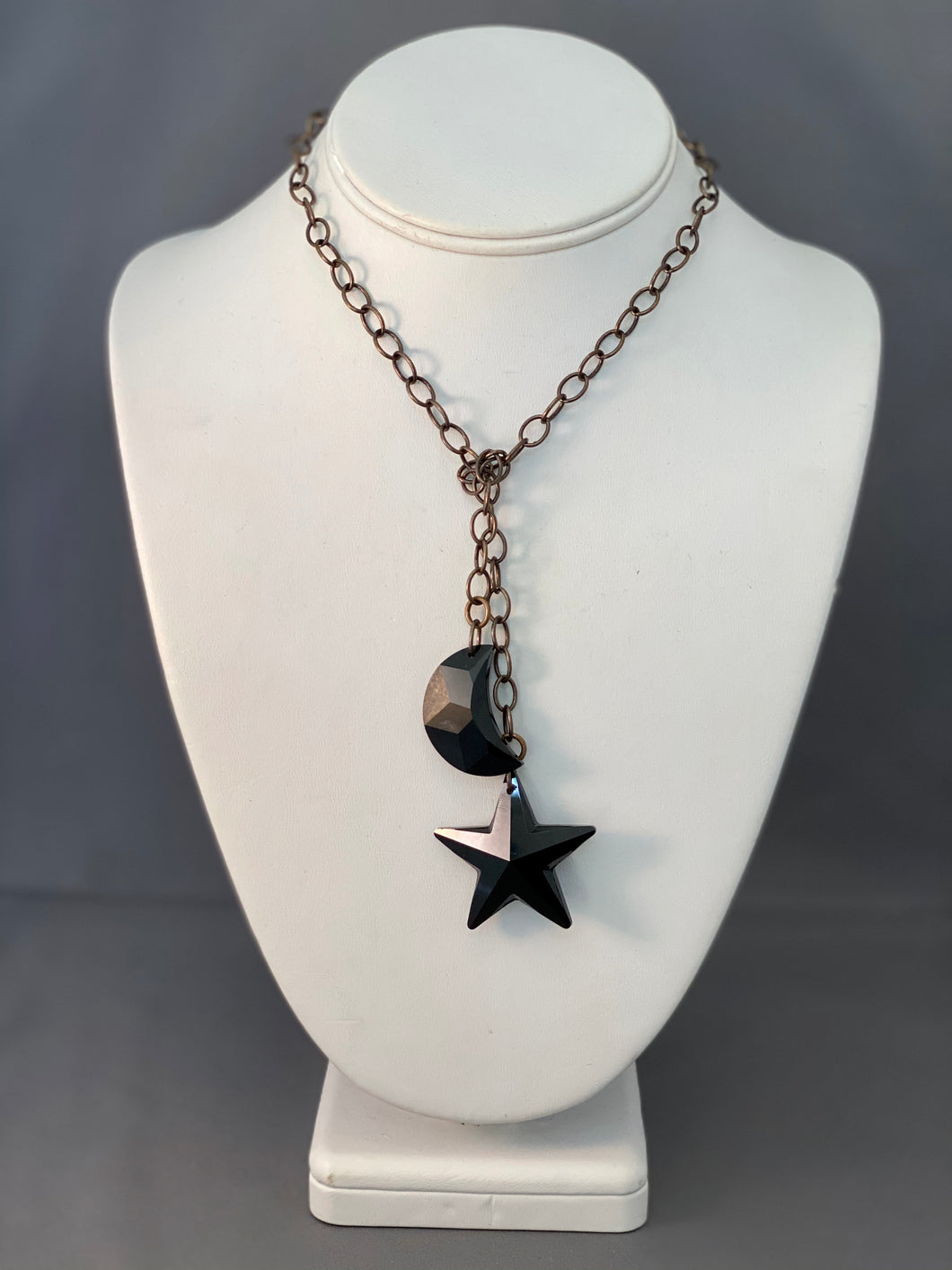 Elena Lariat Necklace - Jet Black