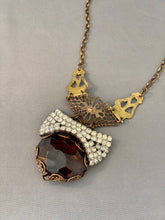 Load image into Gallery viewer, Isolde Necklace
